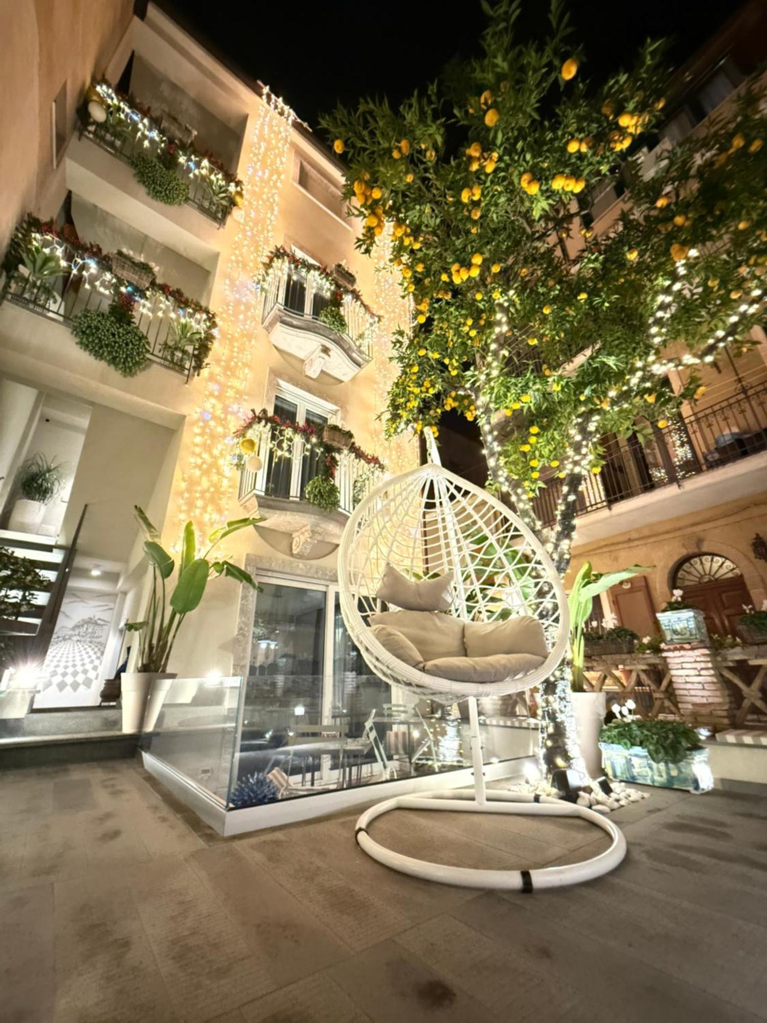 Villa D'Orville Luxury Suites Таормина Экстерьер фото